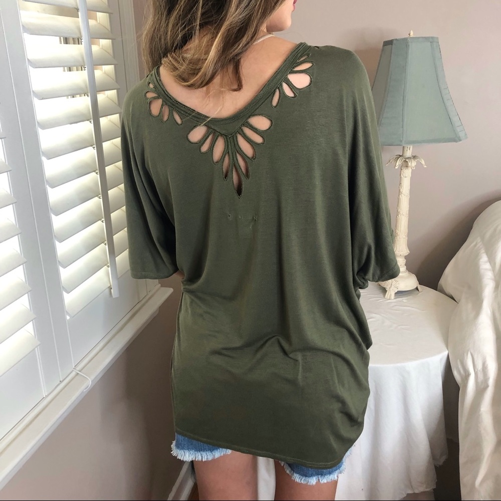 7 LEFT S-2X Oversized Camo Olive Green STRETCHY Spring Cut Out T Shirt - Picture 3 of 3